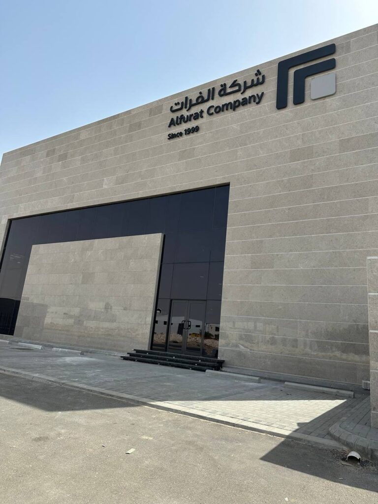 رخام مون قري العماني
الرخام العماني اسعار
جرانيت عماني
جودة الرخام العماني
حجر عماني طبيعي
حجر عماني طبيعي
رخام العماني
رخام عماني رمادي
مصنع رخام عماني
رخام عماني كريمو لايت
رخام عماني كريم لايت
الرخام العماني اسعار